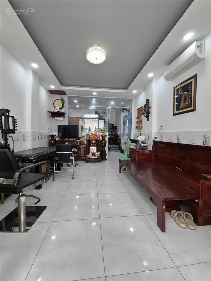 Nhà mới 2 tầng phường tây thạnh  gần chợ 40m2 chỉ hơn 3 tỷ