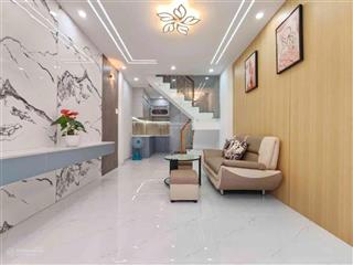 Hàng khan hiếm! nhỉnh 3 tỷ có ngay nhà trung tâm tân phú  hẻm thông  sổ hoàn công đủ