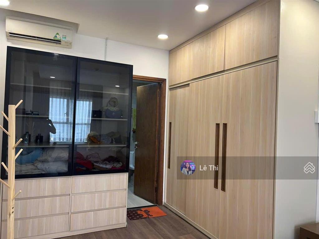 Bán ch sunrise city 2 phòng ngủ 97m2 view đông, giá 8 tỷ  0936 444 ***