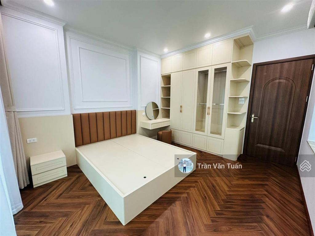Phân lô đẹp nhất nghĩa đôhoàng quốc việt, lô góc 3 mặt ngõ oto, kinh doanh, 70m*7t*4.5m, giá 28 tỷ