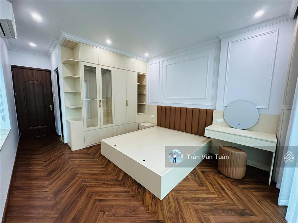 Phân lô đẹp nhất nghĩa đôhoàng quốc việt, lô góc 3 mặt ngõ oto, kinh doanh, 70m*7t*4.5m, giá 28 tỷ