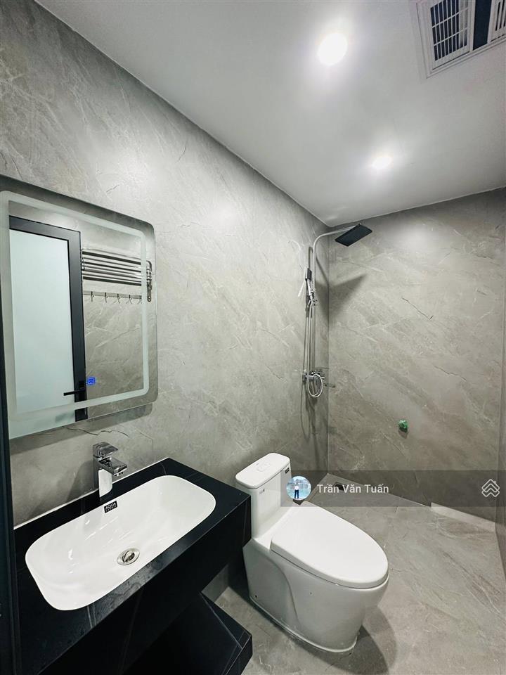 Phân lô đẹp nhất nghĩa đôhoàng quốc việt, lô góc 3 mặt ngõ oto, kinh doanh, 70m*7t*4.5m, giá 28 tỷ