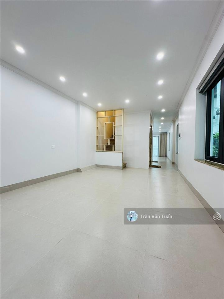 Phân lô đẹp nhất nghĩa đôhoàng quốc việt, lô góc 3 mặt ngõ oto, kinh doanh, 70m*7t*4.5m, giá 28 tỷ