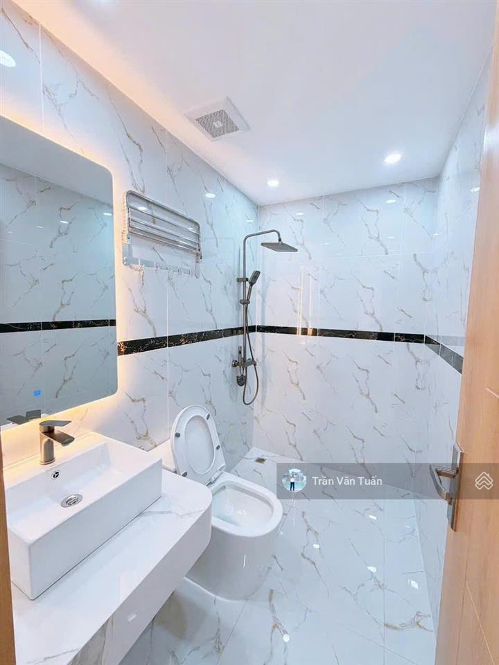Bán ch chung cư tòa b10a  kđt nam trung yên, nguyễn chánh, 65m 2pn + 2wc, full nội thất, giá 6 tỷ