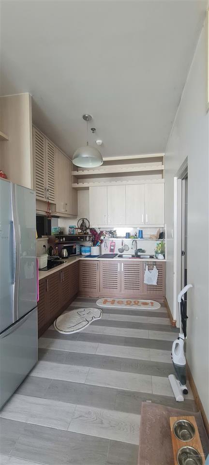 Bán nhanh căn hộ la casa, 2pn 2wc tầng cao  92m2 giá 5tỷ200