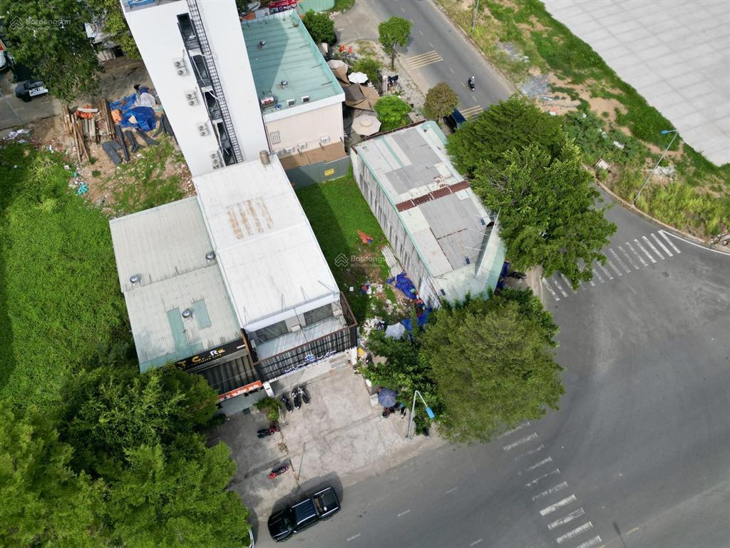 Bán lô đất xây dựng building 7lầu, dt 8*21=168m2, sổ cá nhân, mt trương văn bang, p.tml,tthc quận 2