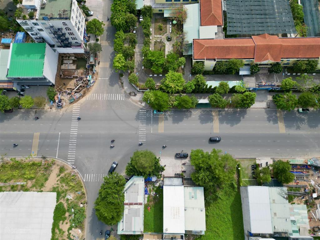 Bán lô đất xây dựng building 7lầu, dt 8*21=168m2, sổ cá nhân, mt trương văn bang, p.tml,tthc quận 2