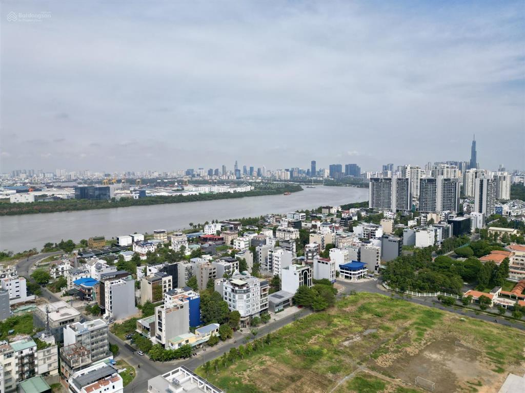 Bán lô đất xây dựng building 7lầu, dt 8*21=168m2, sổ cá nhân, mt trương văn bang, p.tml,tthc quận 2