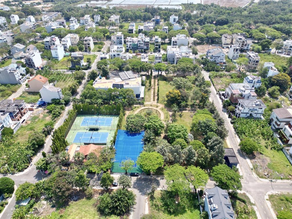 Bán lô đất xây dựng villa,dt 10*24 , qhxd hầm và 4 lầu,pháp lý chuẩn, khu villa thủ thiêm,tthc q2