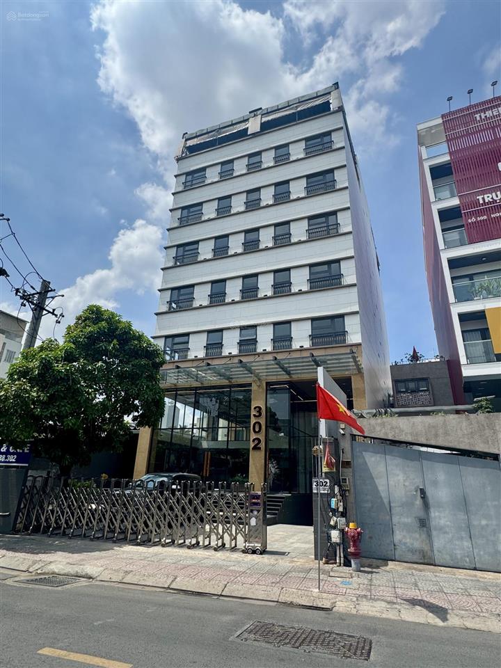 Bán toà building hầm+8lầu đang có hđt 750tr/th, sổ cá nhân, đ/c 302 nguyễn văn đậu, q. bình thạnh