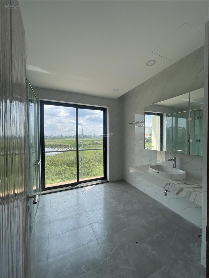 Bán nhà mới xây 100% view trực diện cv hồ sinh thái,sổ cá nhân, mt nguyễn văn kỉnh,p.tml,tthc quận2