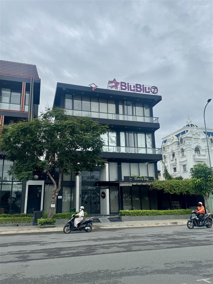 Hot! cho thuê tòa nhà view trực diện sông sài gòn phù hợp văn phòng, showroom, 31 trần quý kiên