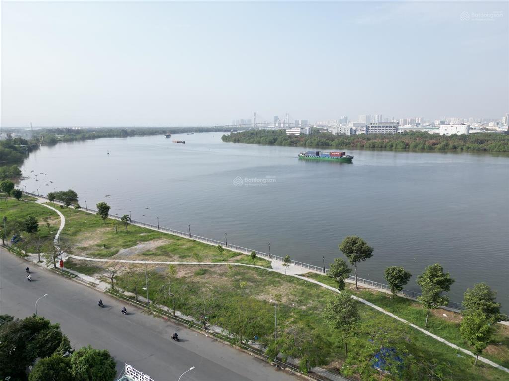 Hot! cho thuê tòa nhà view trực diện sông sài gòn phù hợp văn phòng, showroom, 31 trần quý kiên