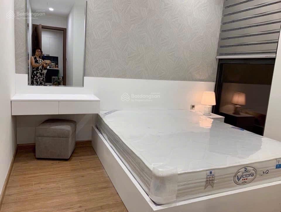 Cho thuê căn hộ 2pn tại vinhomes metropolis  liễu giai 26tr/tháng, view siêu đẹp, nội thất mới
