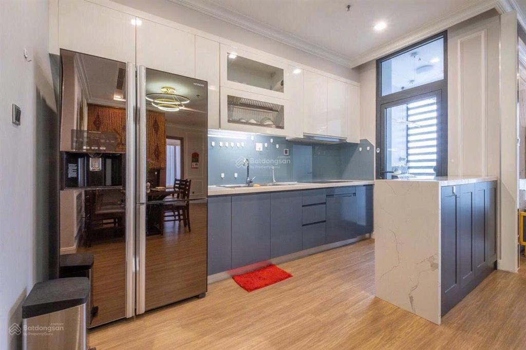Cho thuê căn hộ 2pn tại vinhomes metropolis  liễu giai 26tr/tháng, view siêu đẹp, nội thất mới