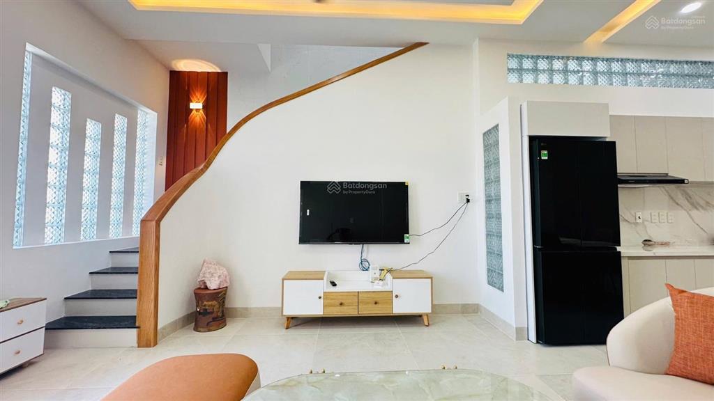 Nhà lầu 2 tầng mái đúc tại thôn thanh minh, xã diên lạc diên khánh