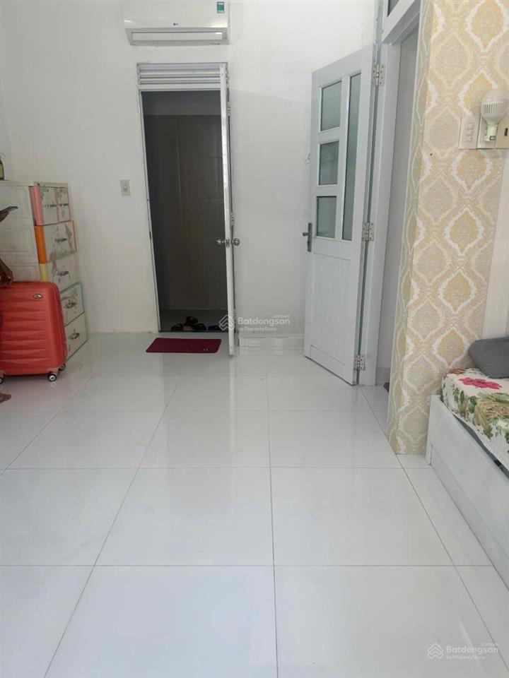 Bán nhà 2 tầng gần biển hẻm 120 hùng vương nha trang giá 5,5 tỷ diện tích 28,4m2  ngang