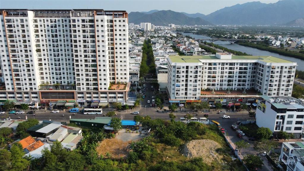 Hàng hiếm lô đất đẹp mặt tiền đường văn tiến dũng khu đô thị vcn phước hải giá chỉ 10,6 tỷ