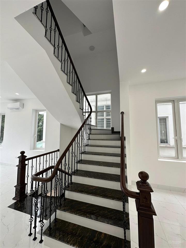 B.án nhà vườn lideco dòng tiền sẵn 25tr30tr/tháng dt 142m, xây 5t, đường 13m thông, 20,5tỷ