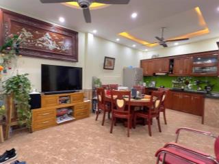Bán nhà đẹp mỹ đình 1 46.5m2 4 tầng 9.75 tỷ nhà góc 2 mặt ngõ, ô tô vào, gần chợ lớn