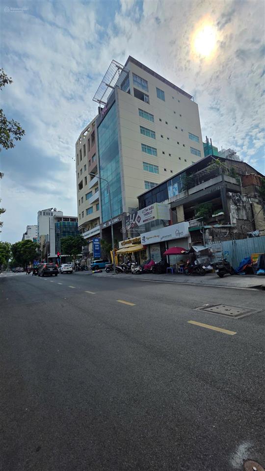 30 tỷ sở hữu căn góc 2 mặt tiền nguyễn đình chiểu bề ngang 9m gần gem center, đài vov