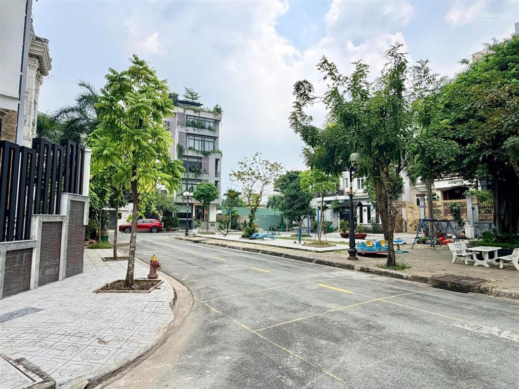Căn villa góc hiếm khu compound bên sông trần não tốt nhất ở pk 60 tỷ
