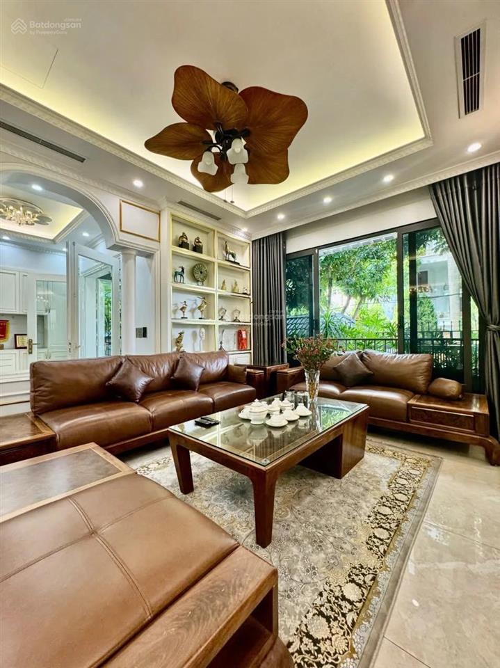 Chủ ngộp bank  giảm sốc 2 tỷ  biệt thự kđt xa la  đường đôi  vị trí siêu đẹp  dt225m/4 tầng