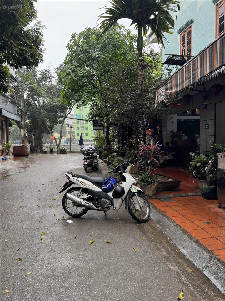 Bán nhà trần phú  văn quán  vị trí đẹp  kinh doanh tốt ô tô tránh. dt 50m2/4 tầng chỉ hơn 10tỷ