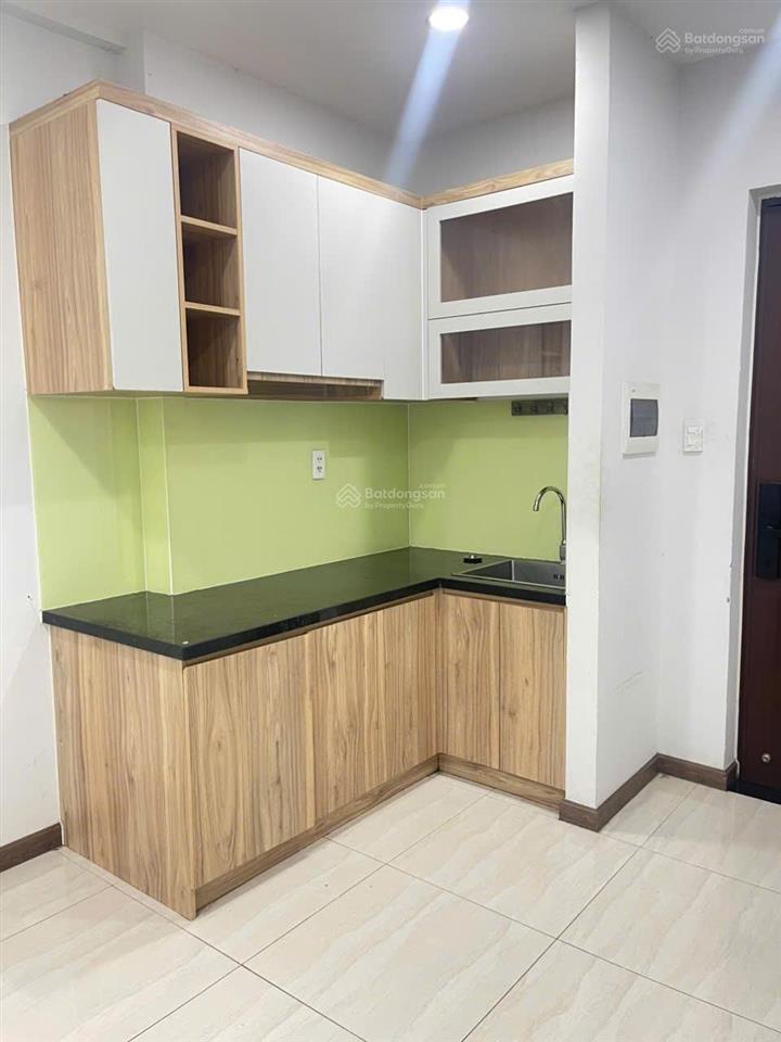 Cần bán căn 2pn2wc bcons plaza  giá 2 tỷ 3  view hồ bơi đắt giá