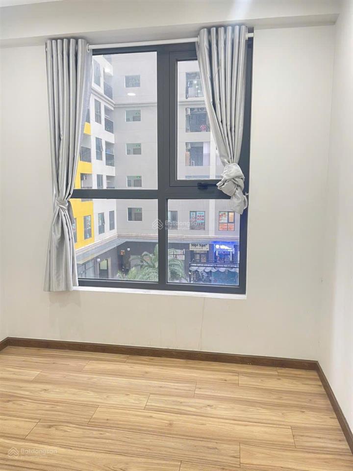 Cần bán căn 2pn2wc bcons plaza  giá 2 tỷ 3  view hồ bơi đắt giá