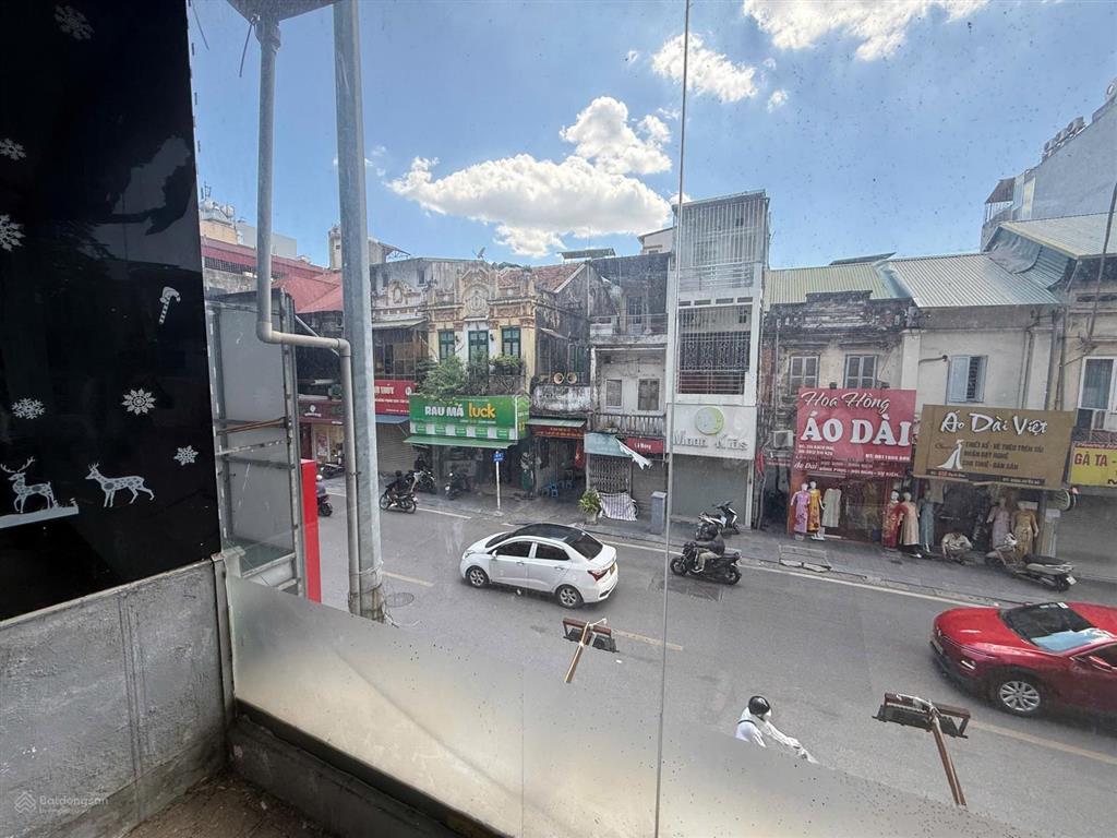 Cho thuê nhà mặt phố tại 309 bạch mai 30m2, mt 5m giá rẻ hh nửa tháng