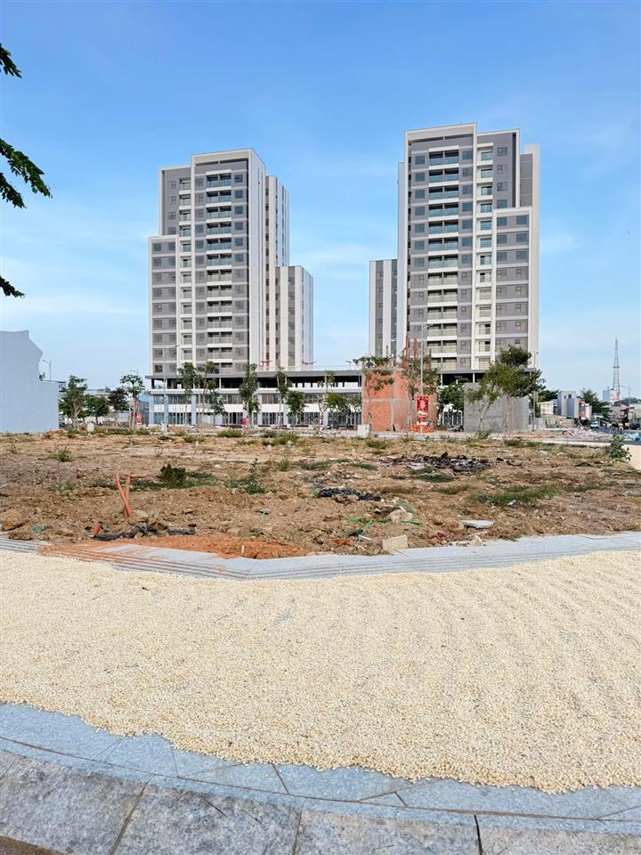 Bán nhà phố 5 tầng, trung tâm tp phan rang, sổ hồng chính chủ, hoàn công nhà, giá trực tiếp 3 tỷ 5