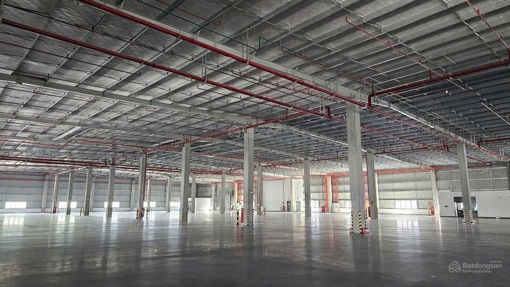 Cho thuê lâu dài 30.000m2 kho xưởng vĩnh long