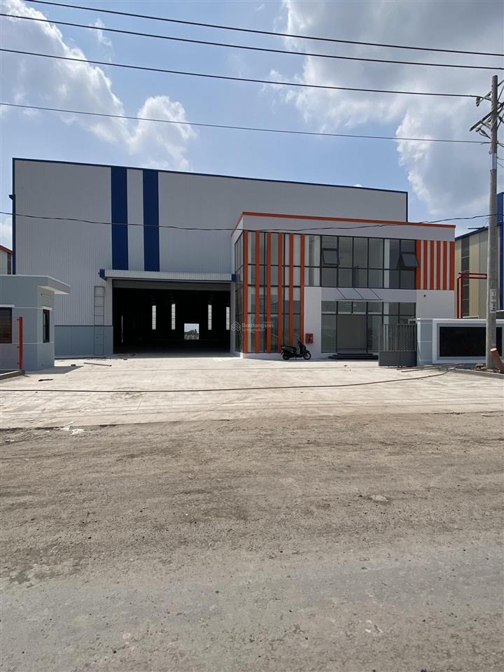 Cho thuê 5000m² kho xưởng mới xây