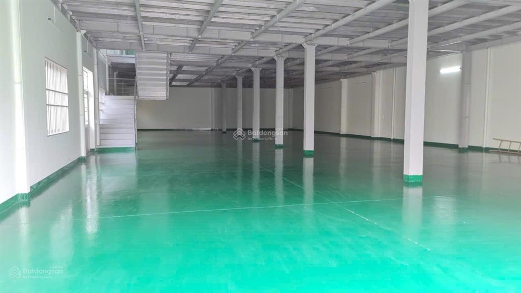 Cho thuê 1300m² kho xưởng củ chi