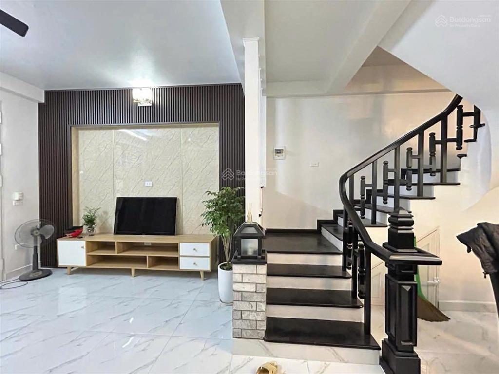 Bán nhà phạm hùng 46m2 4 tầng 9.9 tỷ lô góc 2 thoáng, ô tô vào nhà, gần keangnam