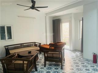 Cần bán gấp! nhà phố đặng thai mai tây hồ 50m2, 3t, mt 4.5m, giá 11 tỷ, lô góc 2 thoáng, ô tô 70m