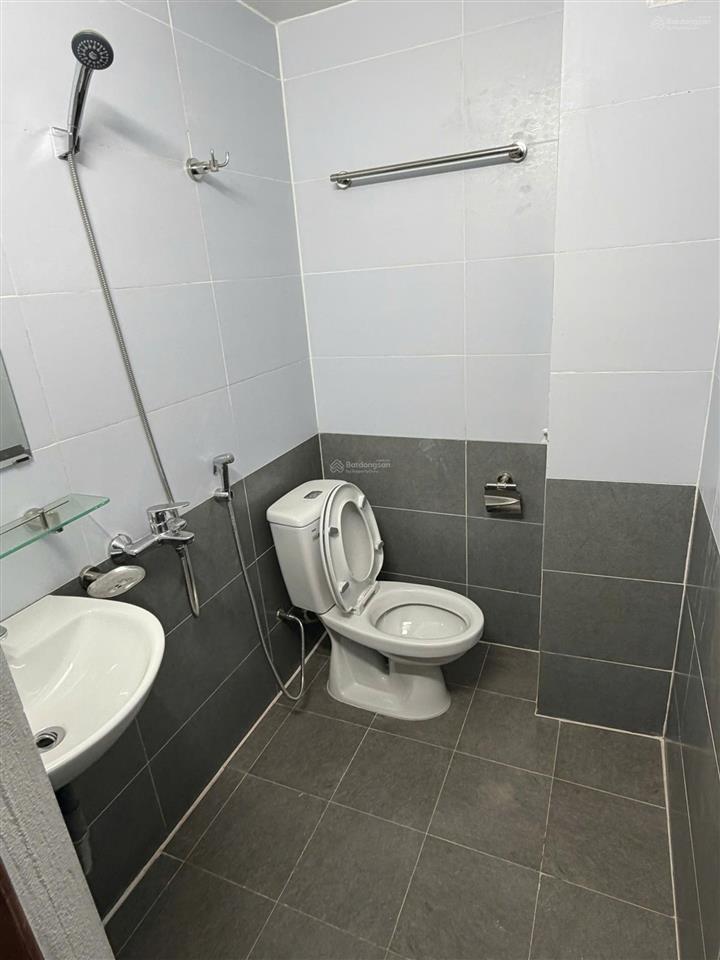 Bán gấp! nhà lạc long quân tây hồ, 35m2x5t, mt 4m, 10 tỷ, ô tô vào tận nhà