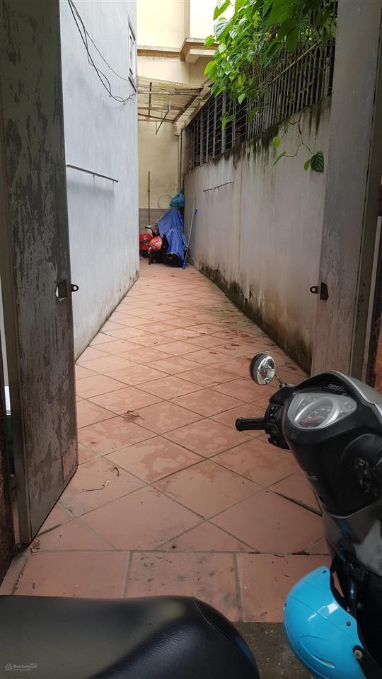 Cho thuê nhà riêng 11 triệu, 60m2, 4pn, 4wc tại số nhà 11 ngõ 270, hoàng mai, hà nội