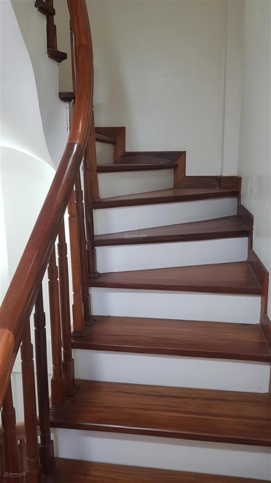Cho thuê nhà riêng 11 triệu, 60m2, 4pn, 4wc tại số nhà 11 ngõ 270, hoàng mai, hà nội