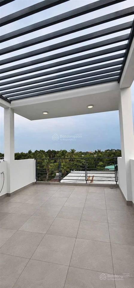 Bán nhà giá 3 tỷ 500tr hxh 6m ở đ.nguyễn văn tăng, p.long phước, 56m2, 5pn, 3wc,shr