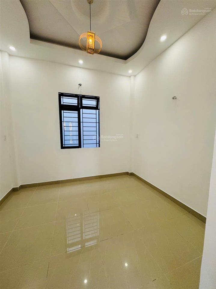 Cần bán nhà giá 2tỷ690 hxh 6m đ.võ văn ngân, p.linh chiểu,thủ đức65,6m2,shr