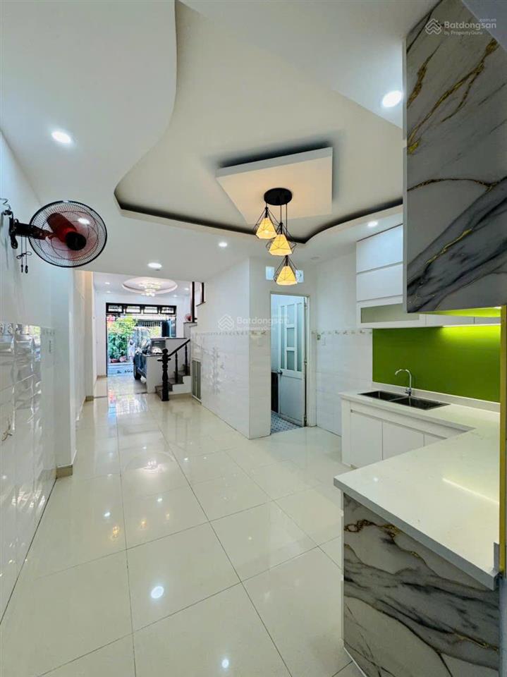 Cần bán nhà giá 2tỷ690 hxh 6m đ.võ văn ngân, p.linh chiểu,thủ đức65,6m2,shr
