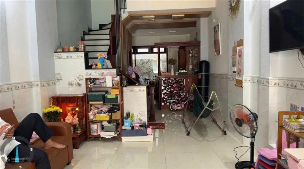 Bán nhà giá 2tỷ290 hxh 6m đ.võ văn hát, p.long trường, q.9,43,7m2,shr