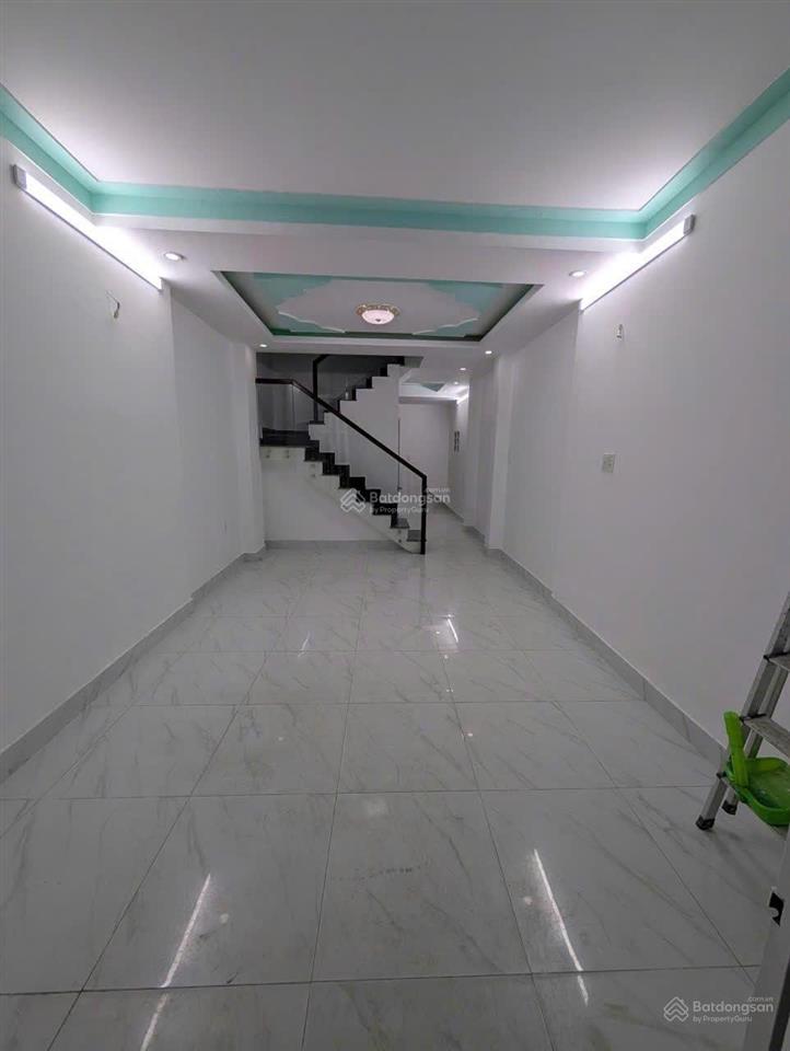 Bán nhà giá 2tỷ390 hxh 6m đ.lê văn chí, p.linh trung,thủ đức,43m²,shr