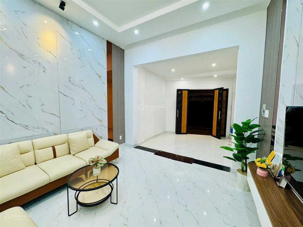 Bán nhà 4 tầng hxh 7m, 2tỷ 390tr, ở đ.447, p.tăng nhơn phú a, q.9, 70m2, 4pn, 4wc,shr