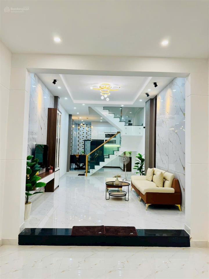 Bán nhà 4 tầng hxh 7m, 2tỷ 390tr, ở đ.447, p.tăng nhơn phú a, q.9, 70m2, 4pn, 4wc,shr