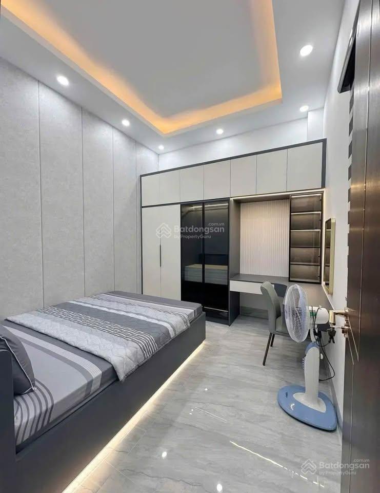 Bán nhà giá 2tỷ390tr hxh 6m đ.lã xuân oai, p.tăng nhơn phú a, q.9,40m2,shr