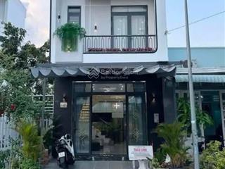 Bán nhà giá 2tỷ390tr hxh 6m đ.lã xuân oai, p.tăng nhơn phú a, q.9,40m2,shr
