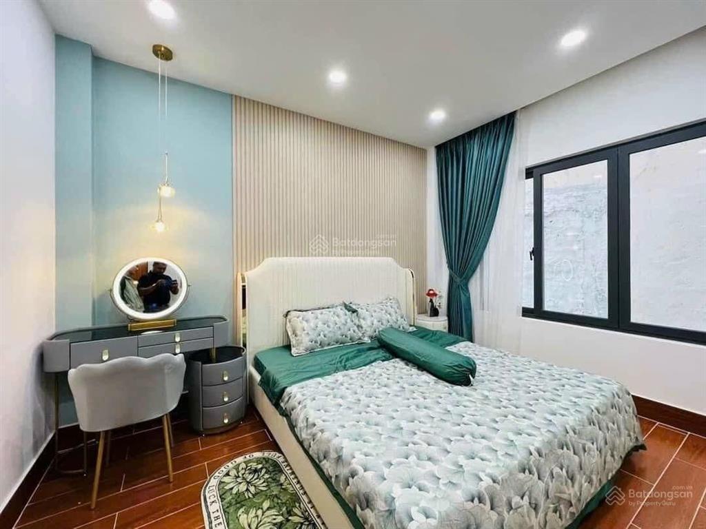 Bán nhà giá 2 tỷ 100tr hxh 8m ở đ.19, p.linh chiểu,thủ đức, 48m2, 3pn, 3wc,shr